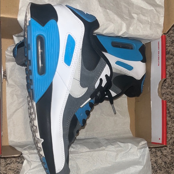 Nike Air Max 90 LTR in Black and Gray - Picture 4 of 5